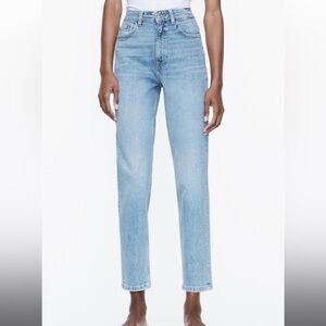 Zara Mom Fit Jeans in Mid Blue
